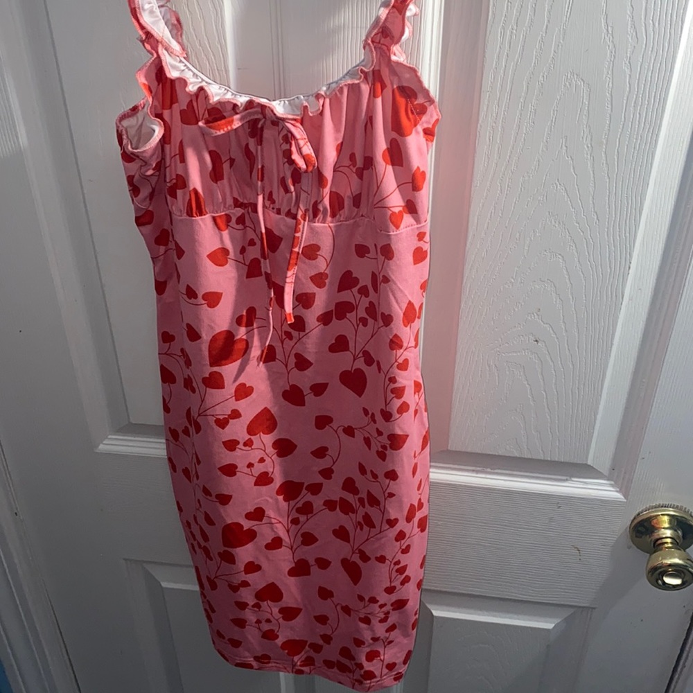 tight fitting short sleeve dress with red hearts